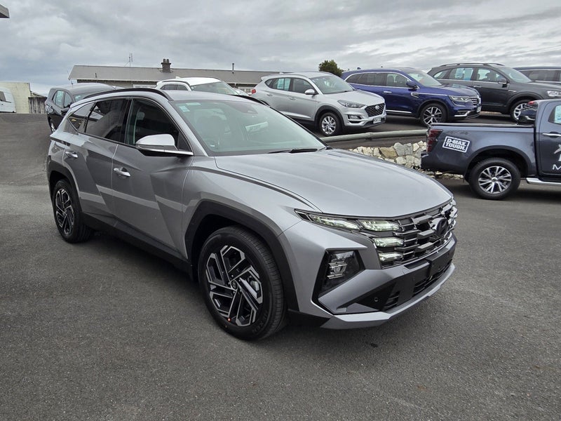 2026 Hyundai Tucson Hybrid Elite image 2