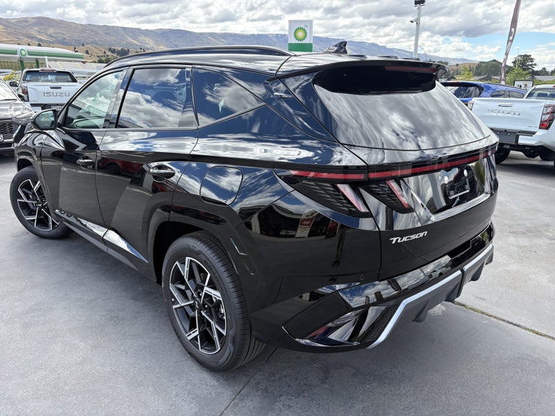 2026 Hyundai Tucson Hybrid Limited N Line SUV 1... image 4