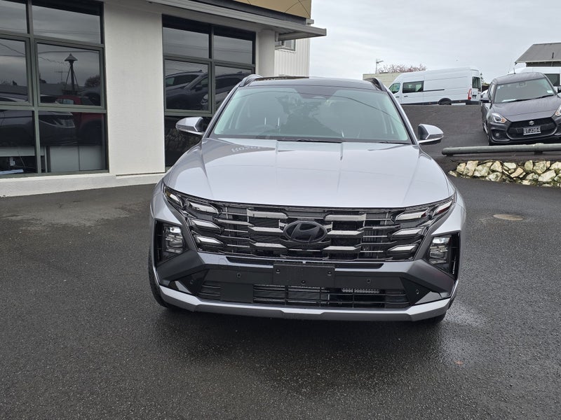 2026 Hyundai Tucson Hybrid LTD image 2
