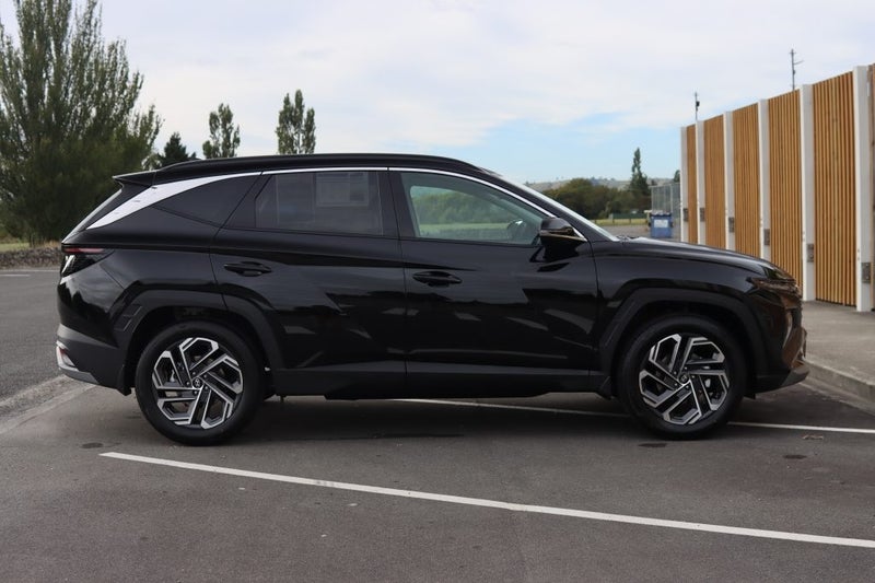 2026 Hyundai Tucson NX-4 Series 2 Hybrid Limite... image 4