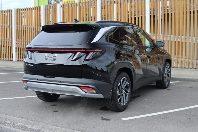 2026 Hyundai Tucson NX-4 Series 2 Hybrid Limite... image 5