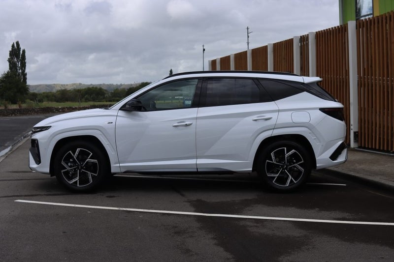 2026 Hyundai Tucson NX-4 Series 2 Hybrid N-Line... image 4
