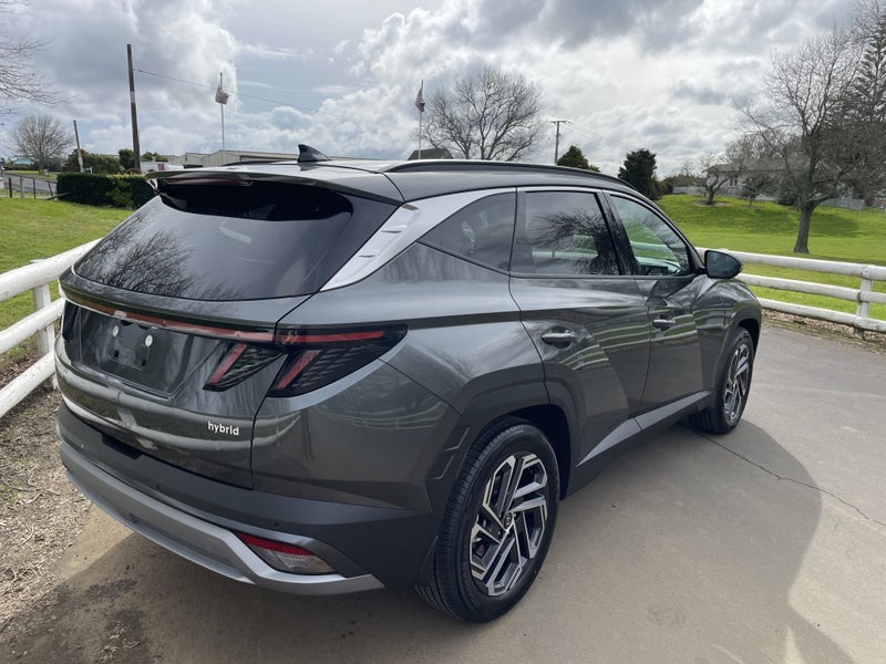 2026 Hyundai Tucson NX4 Hybrid Elite SUV 1.6T 2... image 4