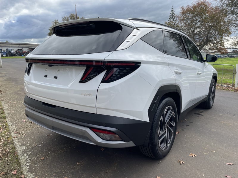 2026 Hyundai Tucson NX4 Hybrid Elite SUV 1.6T 2... image 4