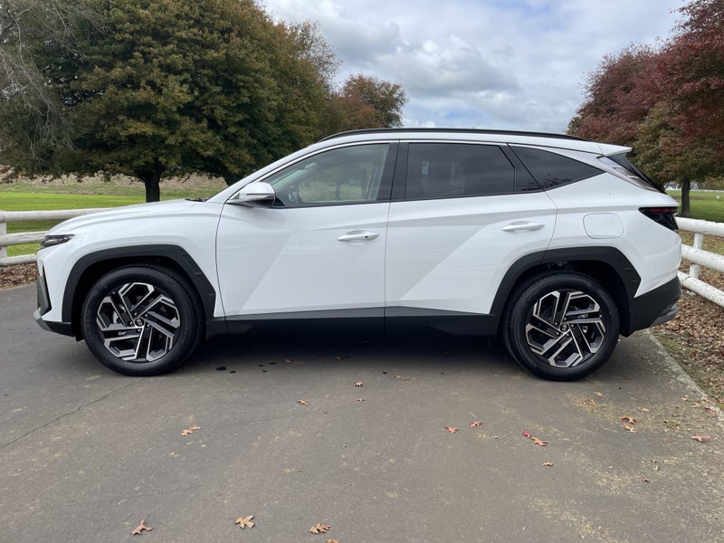 2026 Hyundai Tucson NX4 Hybrid Elite SUV 1.6T 2... image 5