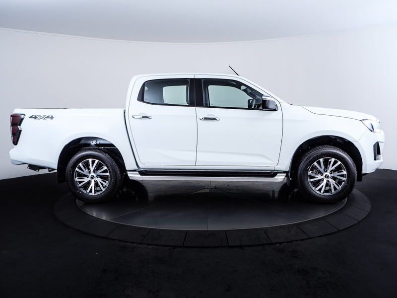 2026 Isuzu D-Max Dmax LS 4x4 AT image 2