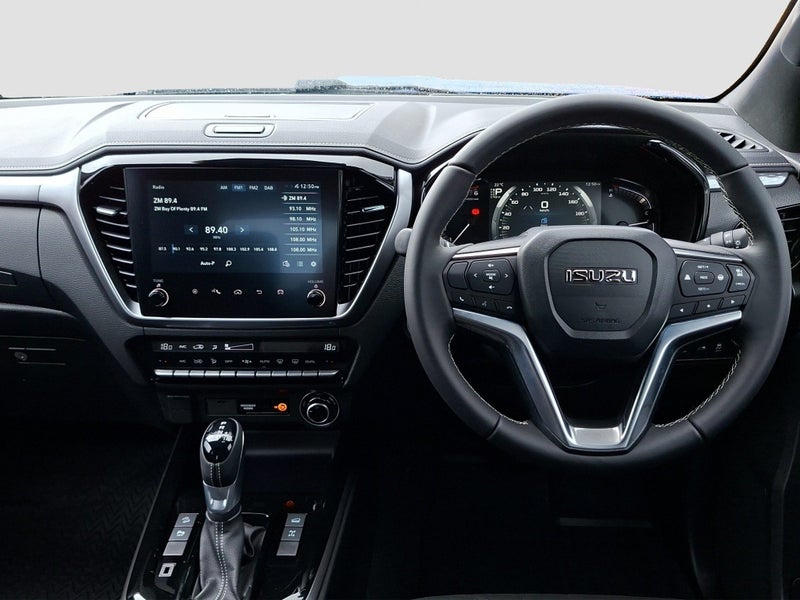 2026 Isuzu D-Max LS 3.0D 4WD - OBSIDIAN GREY image 3