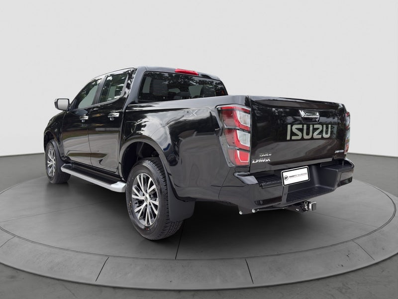 2026 Isuzu D-Max LS 3.0D 4WD - ONYX BLACK image 2