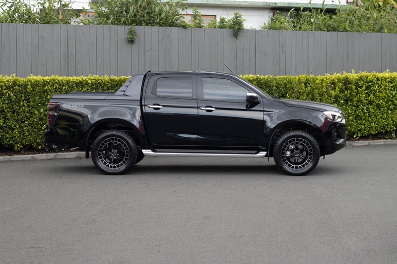 2026 Isuzu D-Max LS 4WD Auto DC image 2
