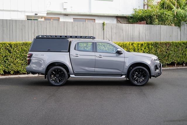 2026 Isuzu D-Max LS 4WD Auto DC image 2