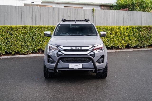 2026 Isuzu D-Max LS 4WD Auto DC image 4