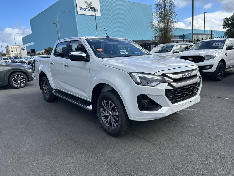 2026 Isuzu D-Max LS 4WD Auto DC image 4