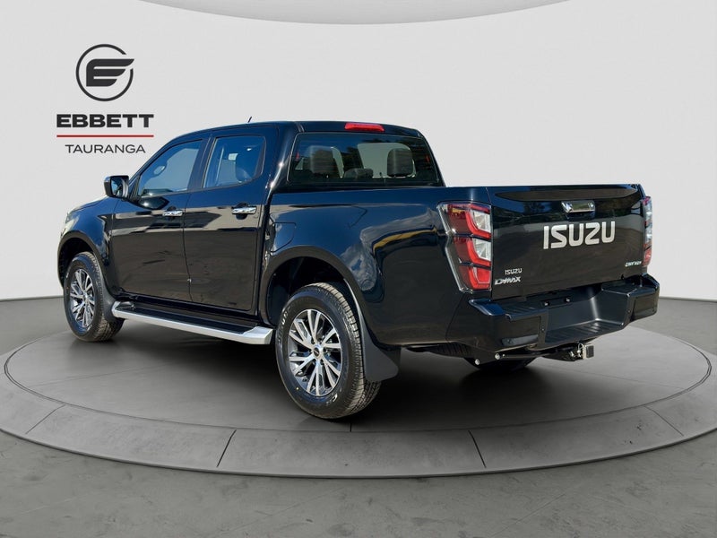 2026 Isuzu D-Max LS 4WD AUTO - ONYX BLACK image 2