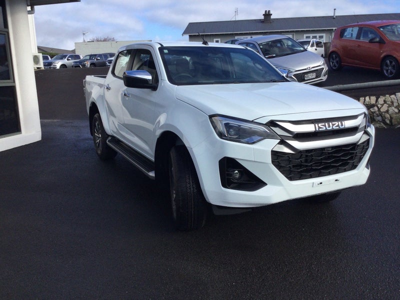2026 Isuzu D-Max LS 4x4 Double Cab image 2