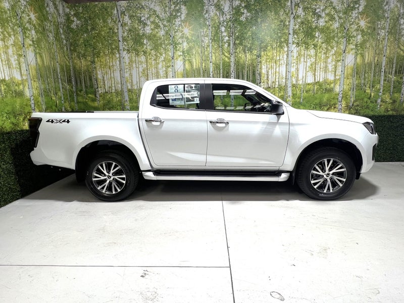 2026 Isuzu D-Max LS D/CAB 4WD - 6 Year Warranty image 3