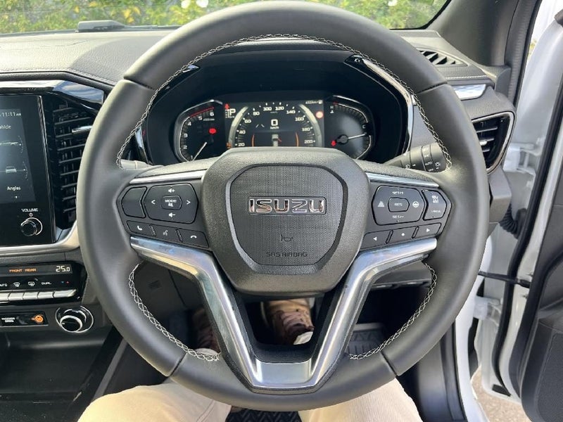 2026 Isuzu D-Max LS Double Cab 3.0D 4x4 6AT MY25 image 5