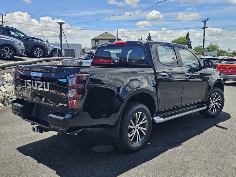 2026 Isuzu D-Max LS Double Cab image 3