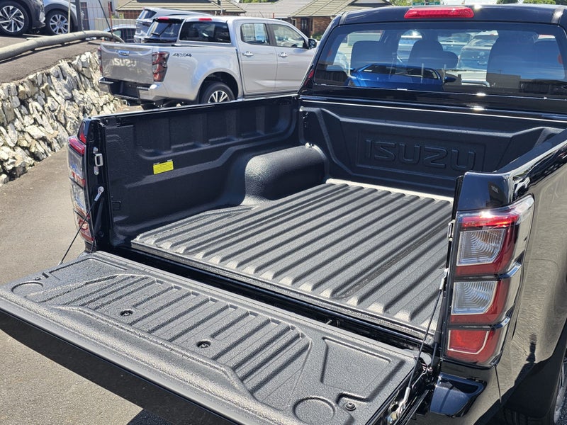 2026 Isuzu D-Max LS Double Cab image 5