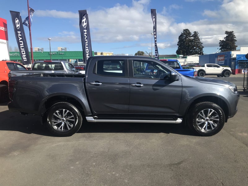 2026 Isuzu D-Max LS Double Cab 4WD image 2