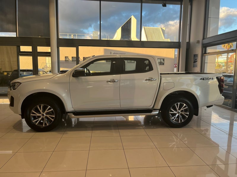 2026 Isuzu D-Max Ls Double Cab 4Wd F/ image 3