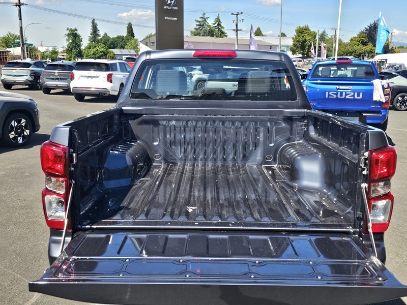 2026 Isuzu D-Max LX D/Cab 4x4 image 5