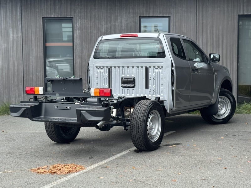 2026 Isuzu D-Max Lx Space Cab 4Wd F/L image 3