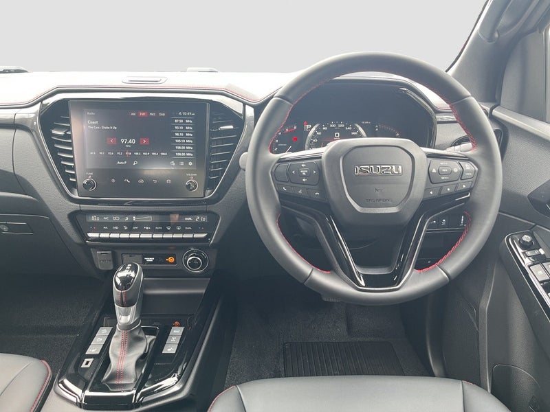 2026 Isuzu D-Max X-TERRAIN 3.0D 4WD - BIARRITZ... image 3