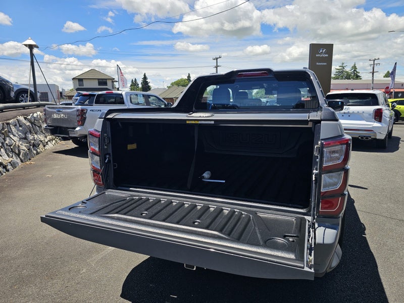 2026 Isuzu D-Max X-Terrain 4x4 image 5