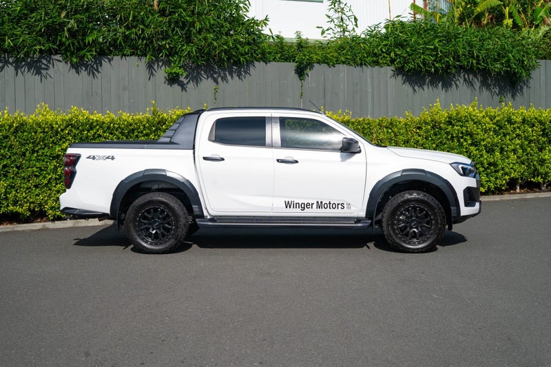 2026 Isuzu D-Max X-Terrain DC 4X4 3.0D 6AT image 2