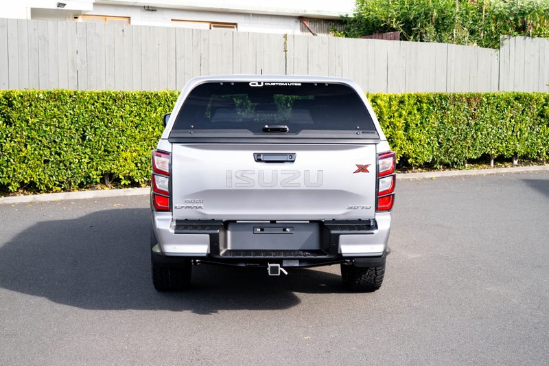 2026 Isuzu D-Max X-Terrain DC 4X4 3.0D 6AT image 5