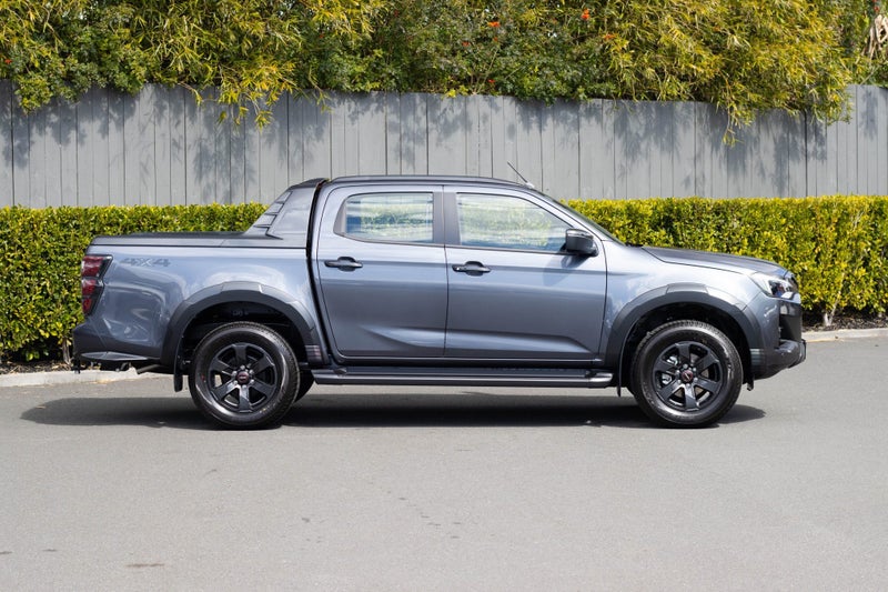 2026 Isuzu D-Max X-Terrain DC 4X4 3.0D 6AT image 2