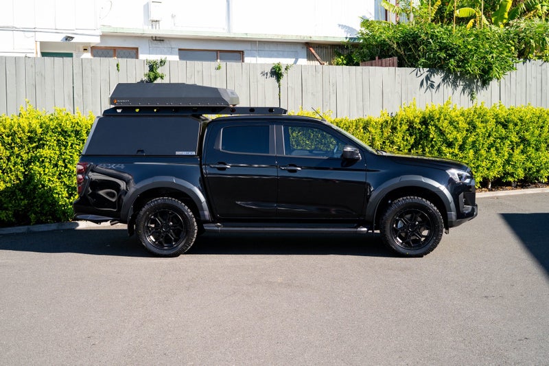 2026 Isuzu D-Max X-Terrain DC 4X4 3.0D 6AT image 2