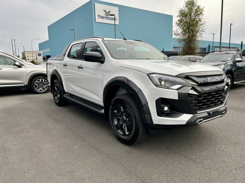 2026 Isuzu D-Max X-Terrain DC 4X4 3.0D 6AT image 4
