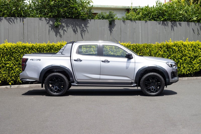 2026 Isuzu D-Max X-Terrain DC 4X4 3.0D 6AT image 2