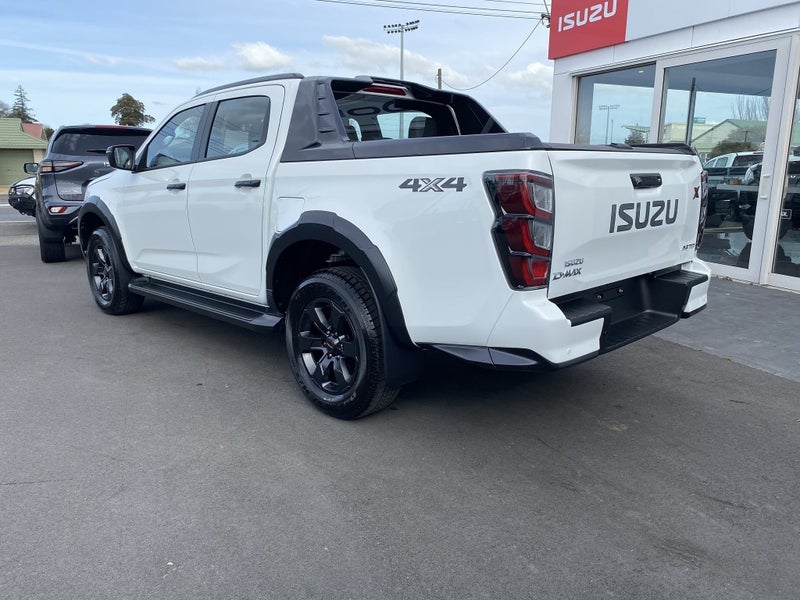 2026 Isuzu D-Max X-Terrain Double Cab 3.0D 4x4 6AT image 3