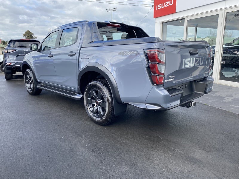 2026 Isuzu D-Max X-Terrain Double Cab 3.0D 4x4 6AT image 3