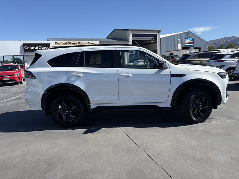 2026 Isuzu MU-X 3.0 XT image 3