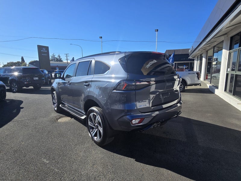2026 Isuzu MU-X LS-T image 4