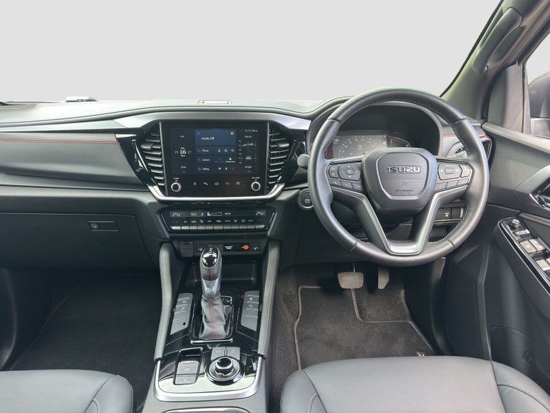 2026 Isuzu MU-X X-T / 3.0L DIESEL / 4WD image 3