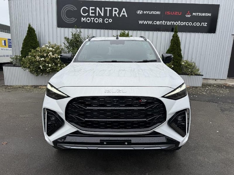 2026 Isuzu MU-X X-Terrain SUV 3.0D 4x4 6AT MY25 image 3