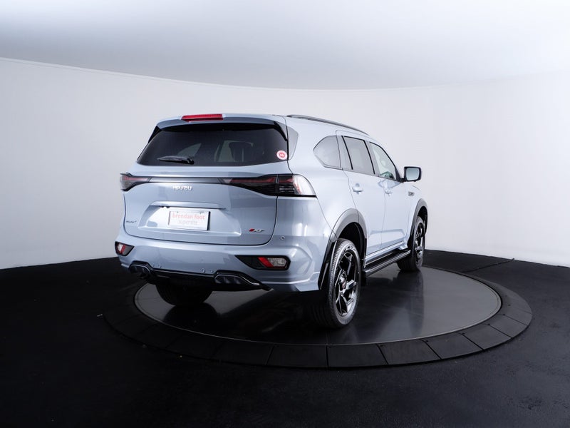 2026 Isuzu MU-X XT 3.0 image 3