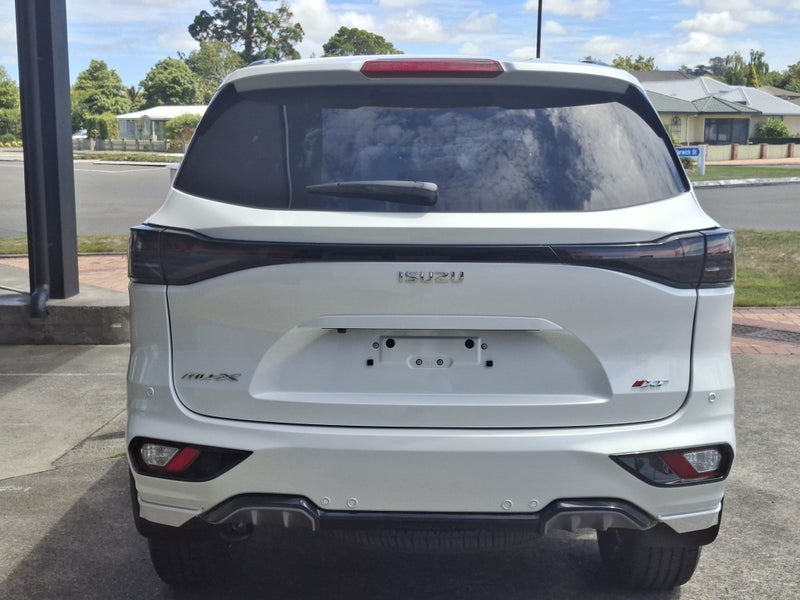 2026 Isuzu MU-X XT 3.0 T/D 4WD AUTO - New Model... image 5