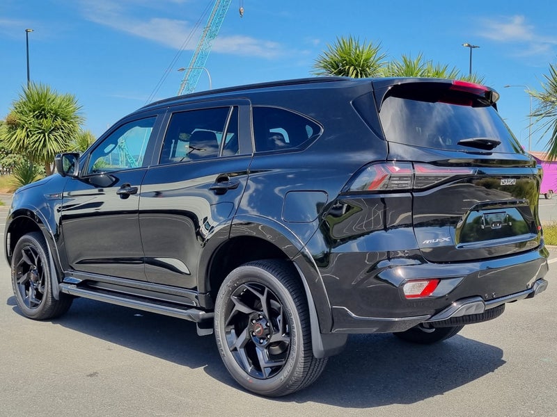 2026 Isuzu MU-X XT 3.0 T/D 4WD AUTO - New Model image 4