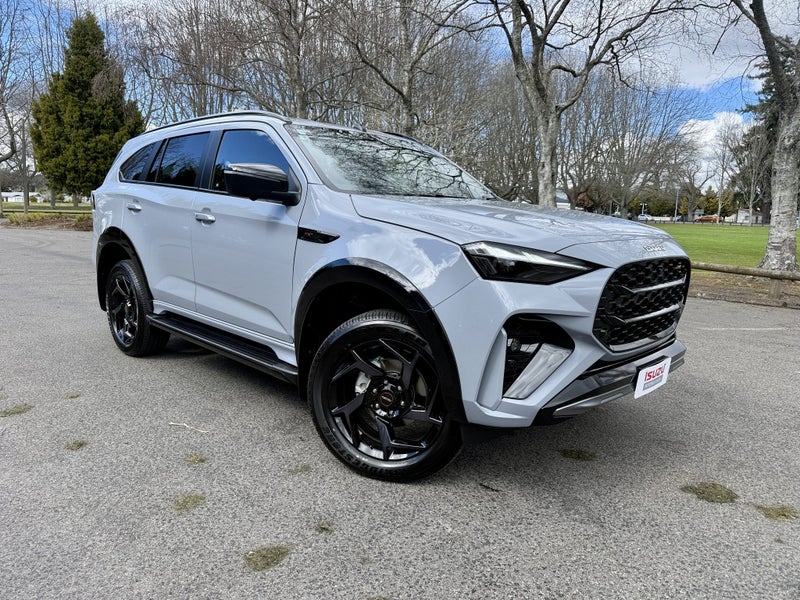 2026 Isuzu MU-X XT 4WD image 2