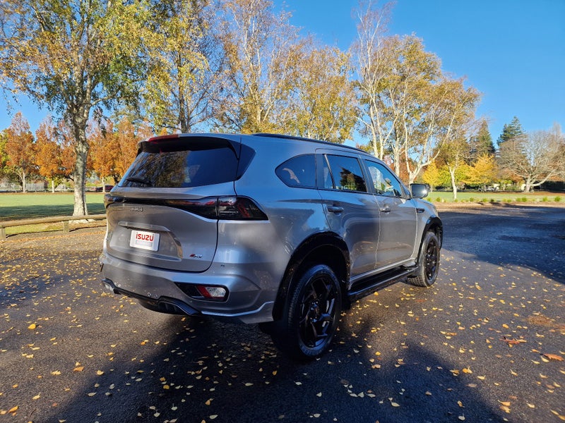 2026 Isuzu MU-X XT 4Wd Auto image 5