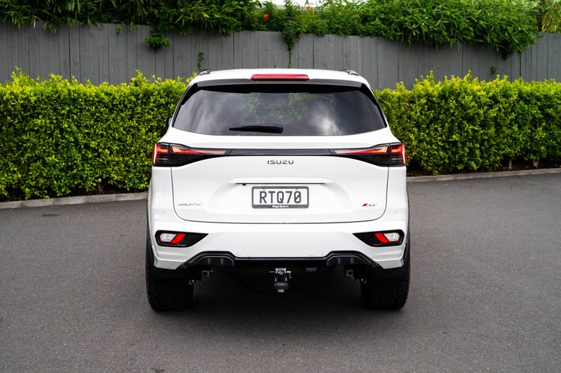 2026 Isuzu MU-X XT 4WD Auto image 5