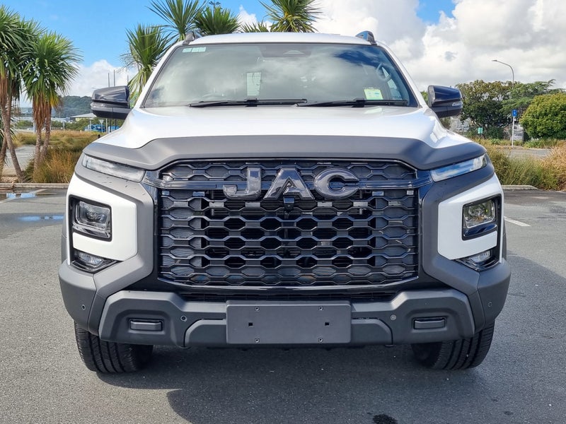 2026 JAC T9 2.0 Diesel/4WD/8 Speed Auto image 2