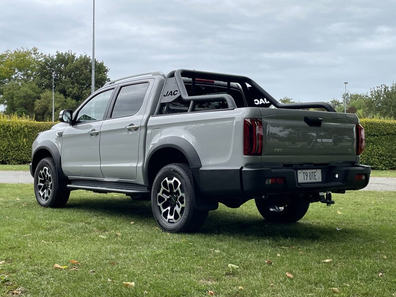 2026 JAC T9 2.0D/4Wd/8At image 3