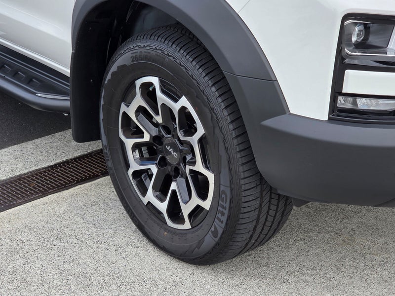 2026 JAC T9 4WD image 2