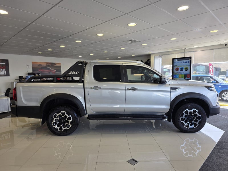2026 JAC T9 4WD Auto image 3